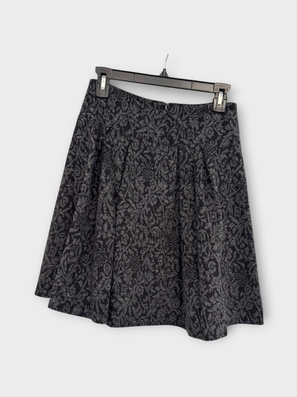 LOFT Gray Black Floral Jacquard A-Line Skirt Pleated Fit & Flare Size 4
